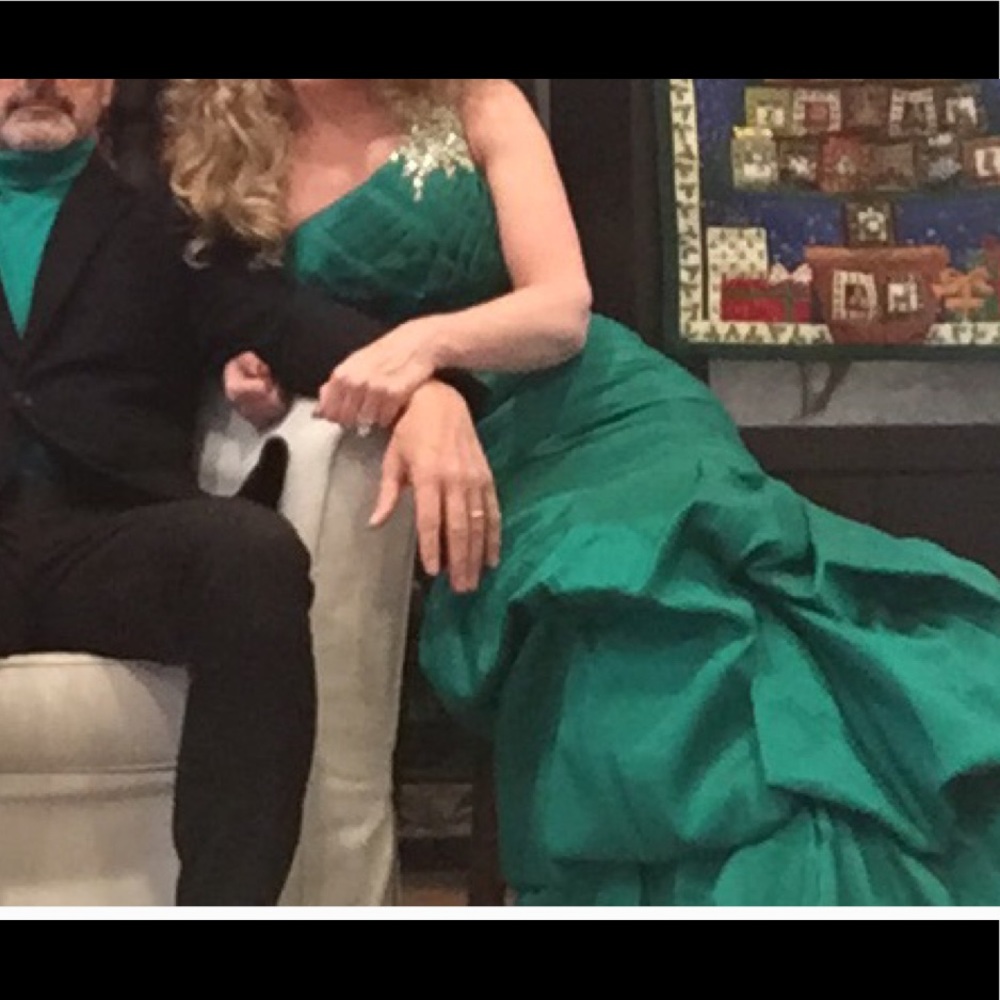 Emerald green prom or pageant gown